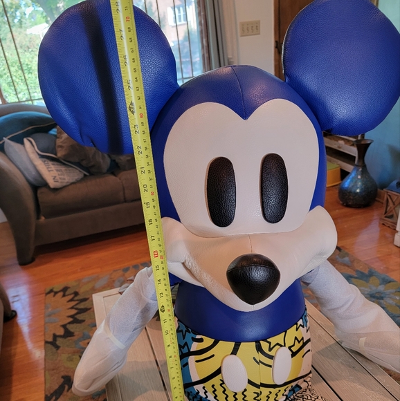 Coach Disney Mickey Mouse X Large Collectible plush - Picture 5 of 12